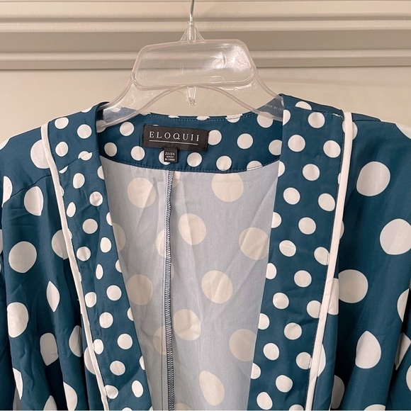 ELOQUII Drivin’ Me Daisy Printed Robe Top Size 22/24 (M08) - Picture 4 of 4